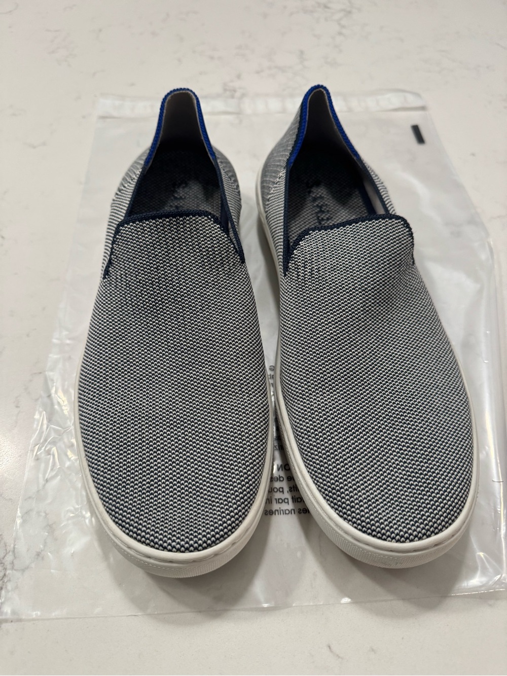 Rothys Women’s Size 9 The Original Slip On Sneaker In Coastal Blue Washable EUC